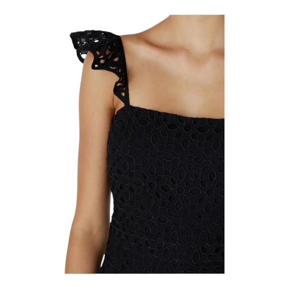 J. Crew Kasana Wide Leg Eyelet Jumpsuit Cropped in Black Eyelet Size 12 - Picture 4 of 9